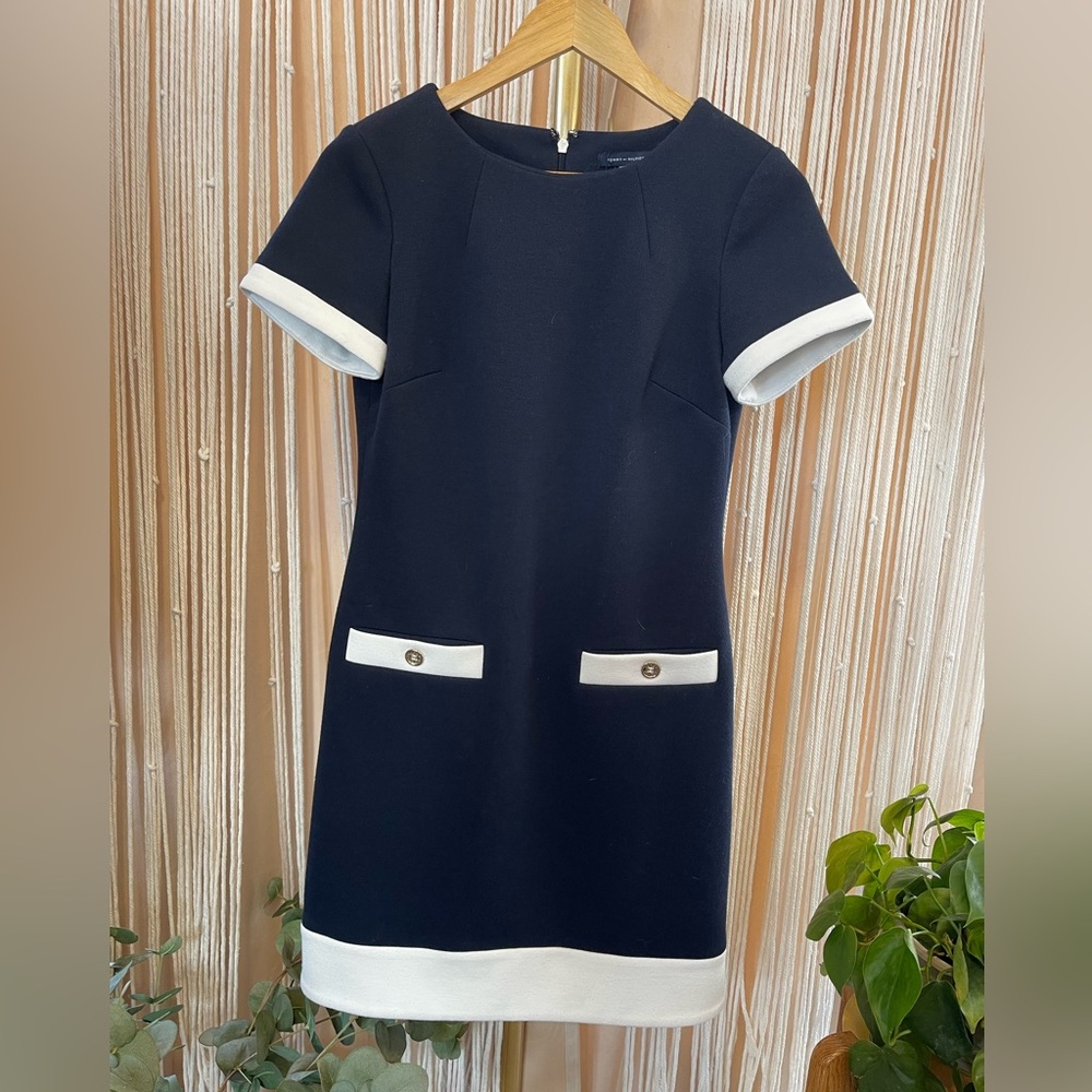 Tommy Hilfiger Navy and White Shift Dress short sleeves with faux pockets - Picture 3 of 8